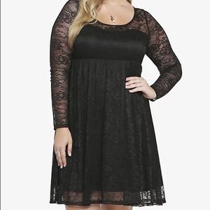 TORRID - LACE SWEETHEART SKATER DRESS - 2X